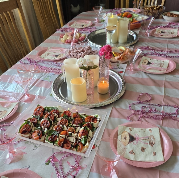 Cocktail Print Table Runner - Picture 2 of 2